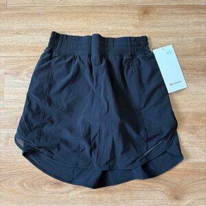 Lululemon Athletic Hotty Hot High Rise Skirt Long Black NWT Women’s Size 4